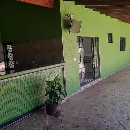 Casa Para Temporada Doces Sonhos Ribeirao Preto Bagian luar foto